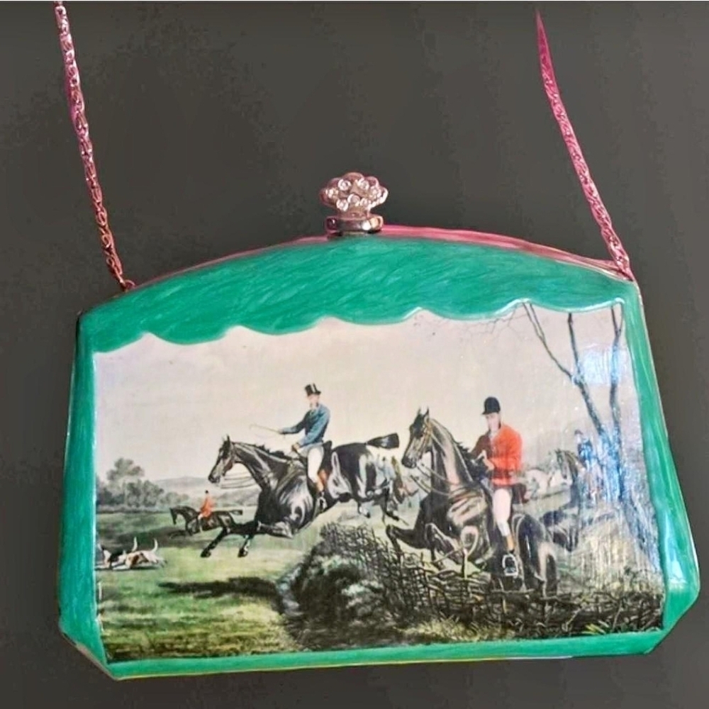 Green Equestrian Scene Crossbody Bag - Picture 4 of 9